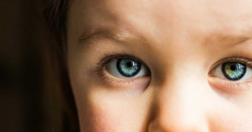Oftalmologia Pediátrica: sinais, sintomas e o que fazer